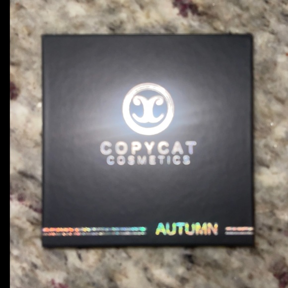 Copy Cat eyeshadow palette 3 for $25 or $7 each! - Picture 7 of 7